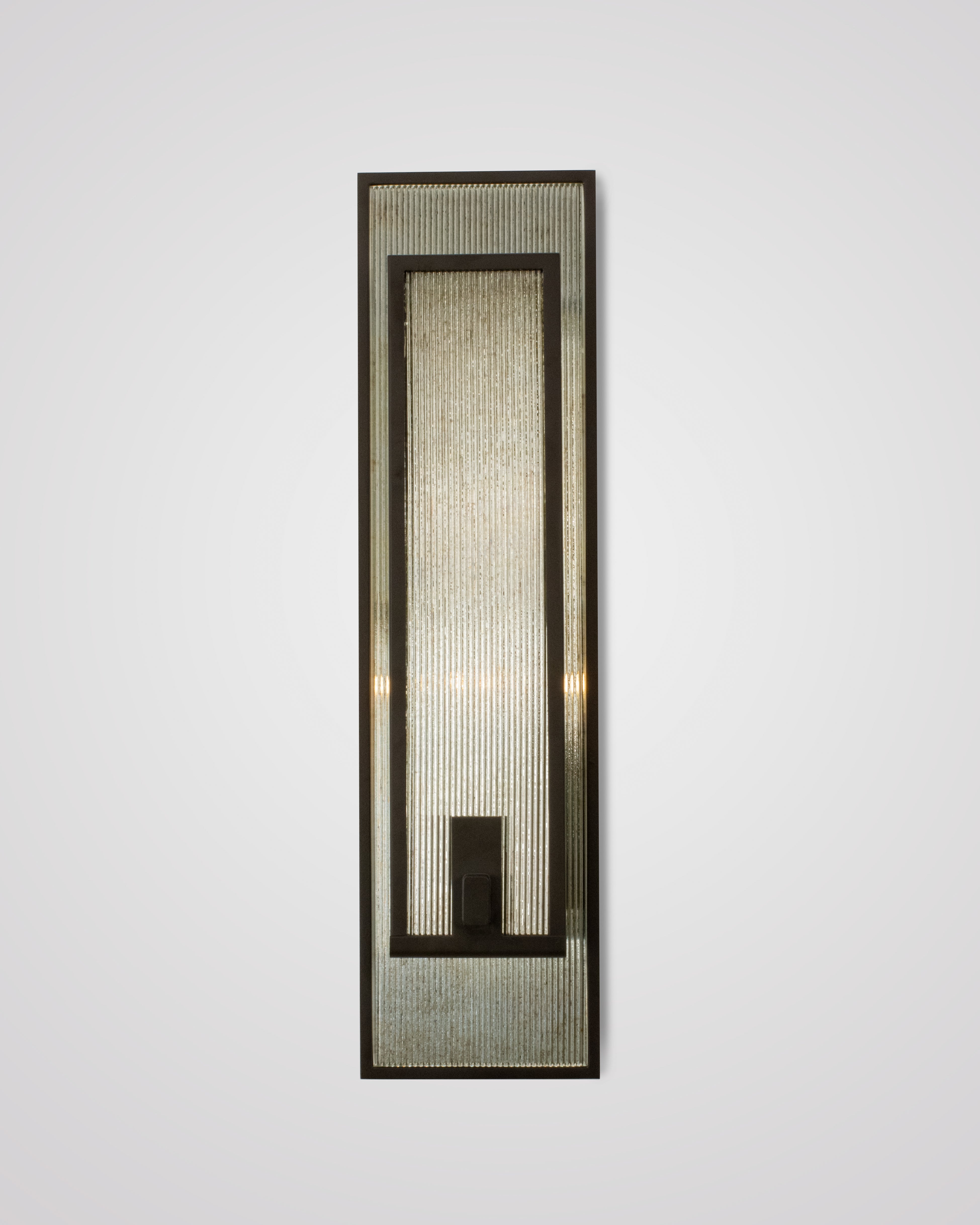 Dark Antique Brass with Antiqued Ribbed Mirror
